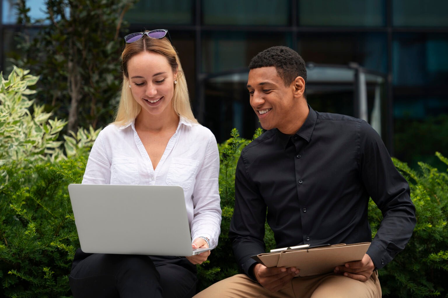 How to Communicate Your Business Story Through Your Website